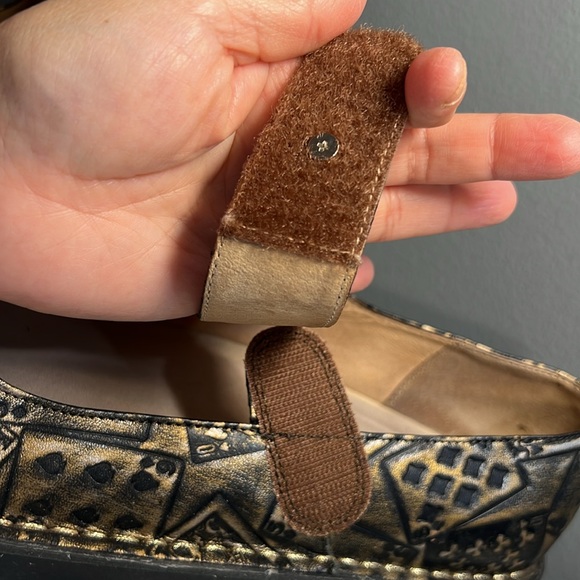 Alegria Paloma Shoes - Picture 15 of 17